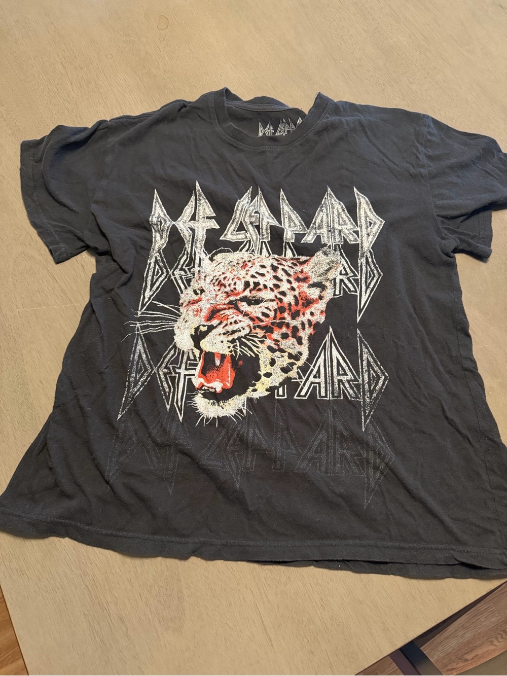 Def Leppard Black Short Sleeve Graphic Tee - Leopard Head